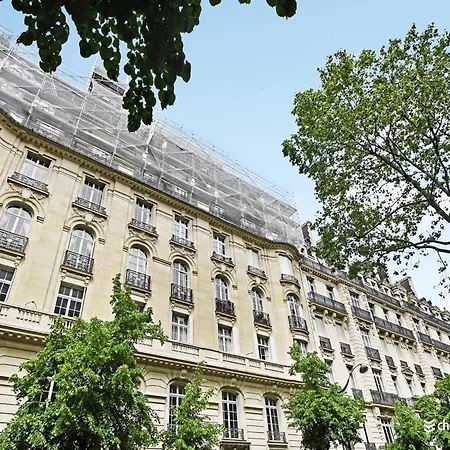 Apartment A Cocoon Just A Stone's Throw From The Arc De Triomphe